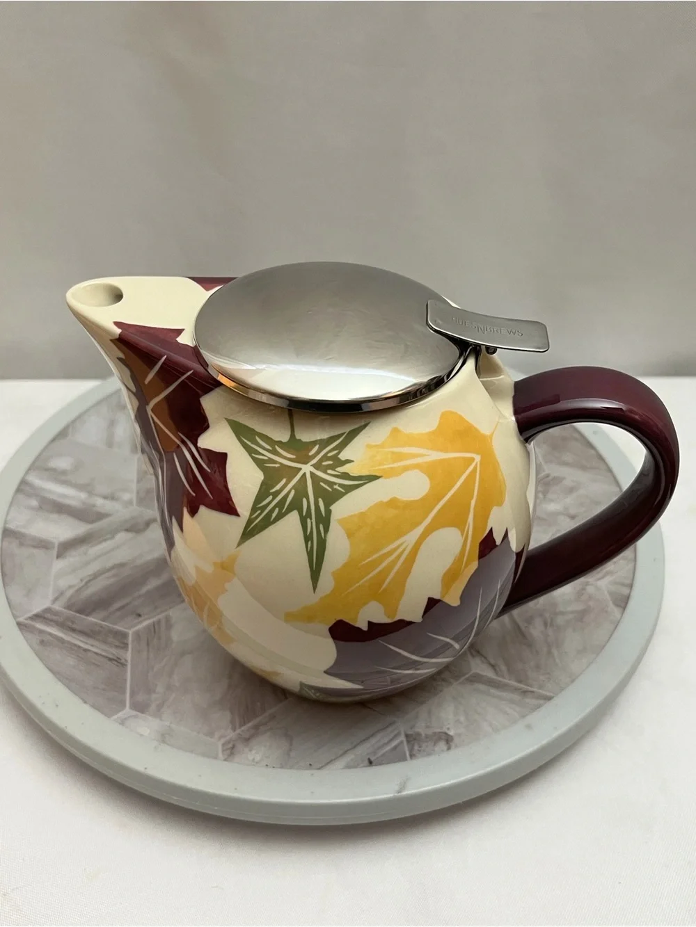 HuesNBrews I-Pot Ceramic Tea Infuser Pot Fall Leaves Stainless Lid Strainer Box